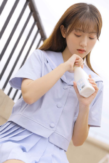 小婕子伦流澡到高潮H
